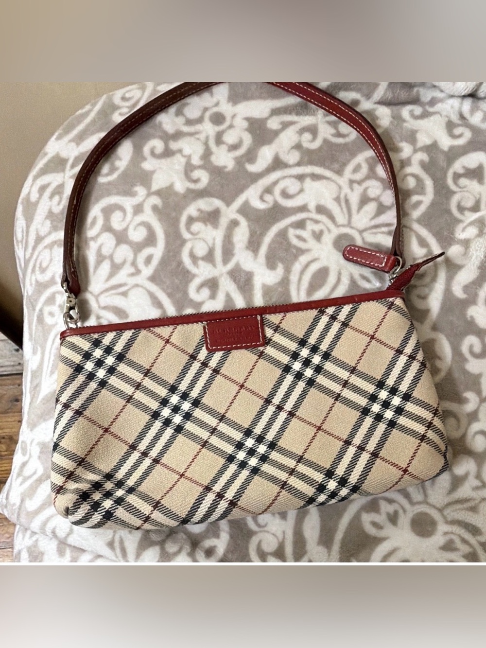 Burberry Nova Check Shoulder Bag – Classic Beige & Red / COA Included